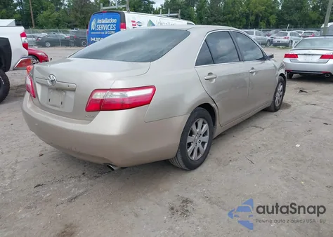 2009 Toyota Camry Xle z USA, uszkodzony, nr VIN 4T1BE46KX9U299511